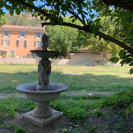 Clos Augusta 3 Hébergement de vacances Riez