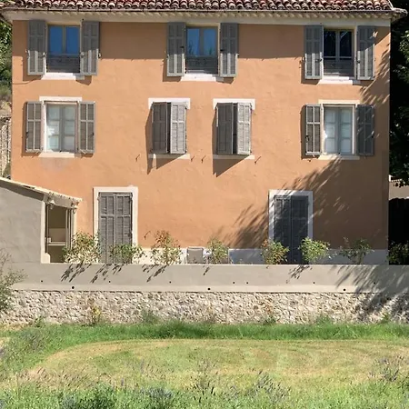 Clos Augusta 3 * Riez