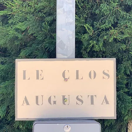 Clos Augusta 3 Hébergement de vacances Riez